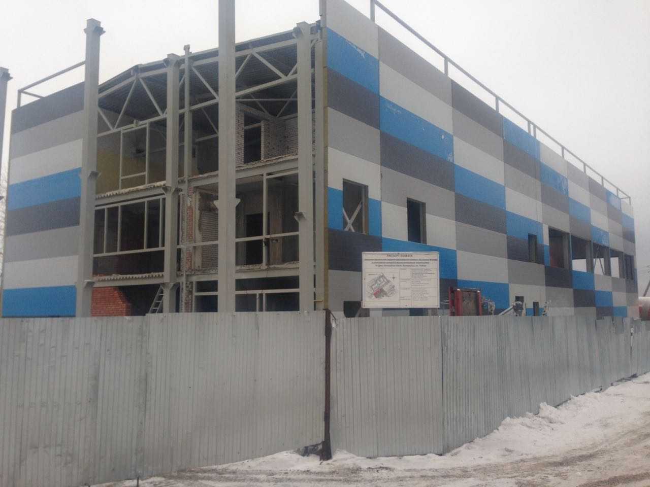 Процесс строительства бассейна